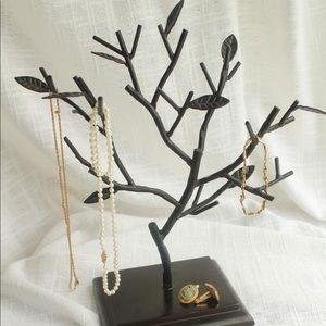 Vintage Black metal tree jewelry holder